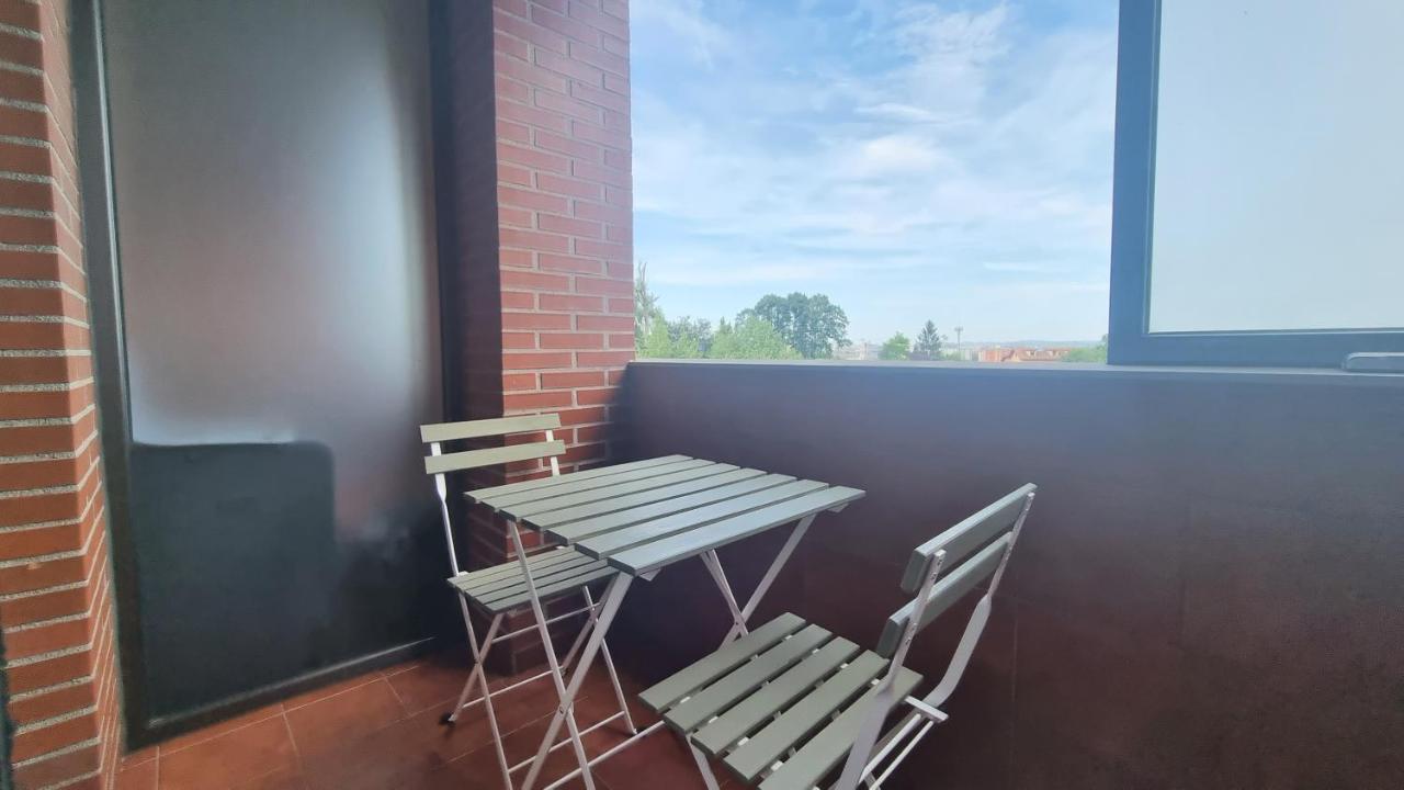 Piso Zona Hospital 6 Personas Apartamento Oviedo Exterior foto